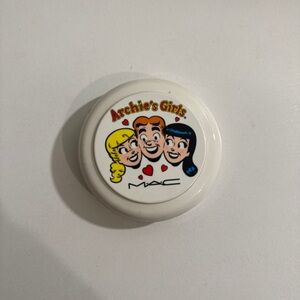MAC Archie's Girls Compact